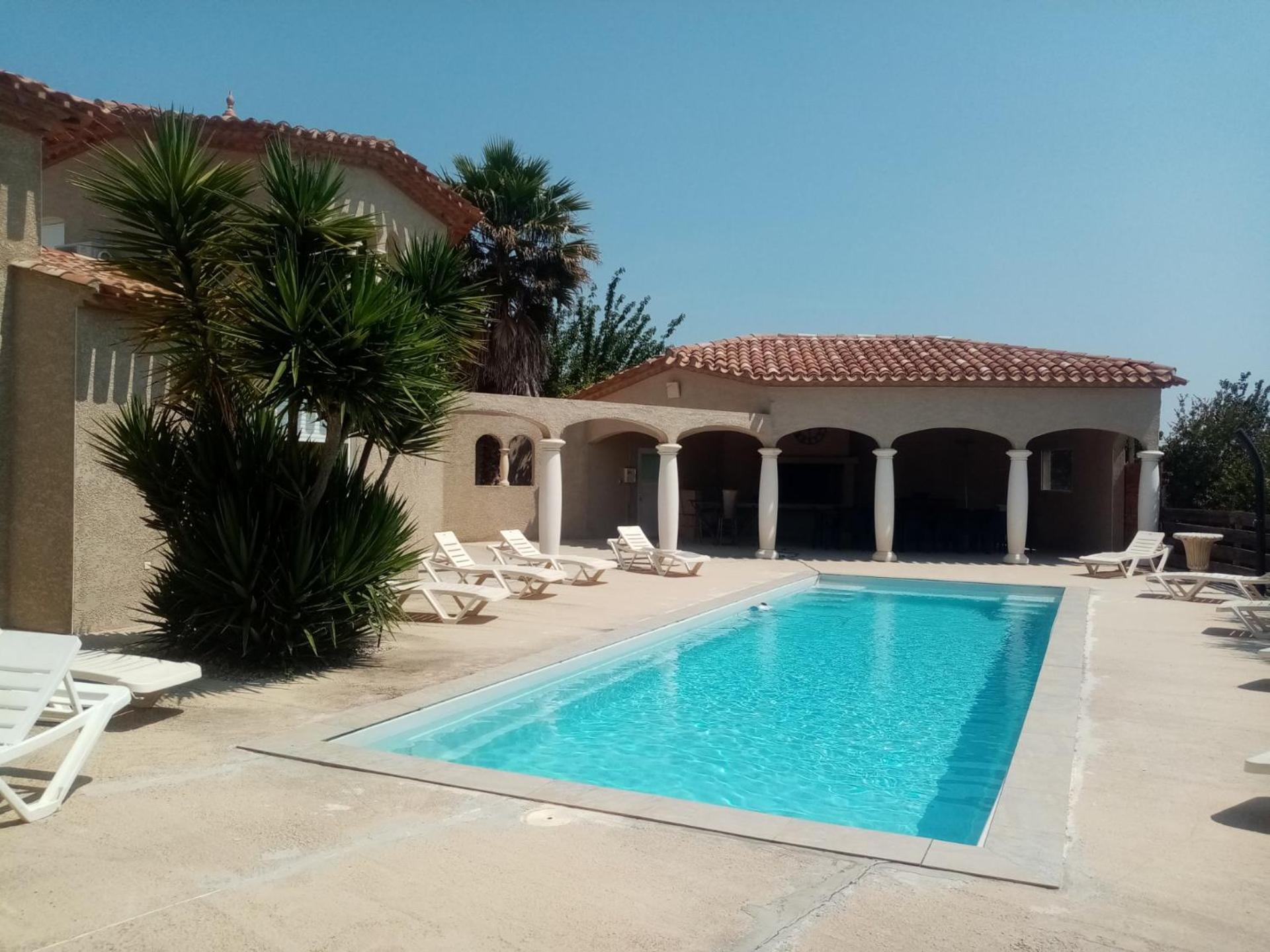 Bienvenue A L Hacienda Villa Magalas Dış mekan fotoğraf